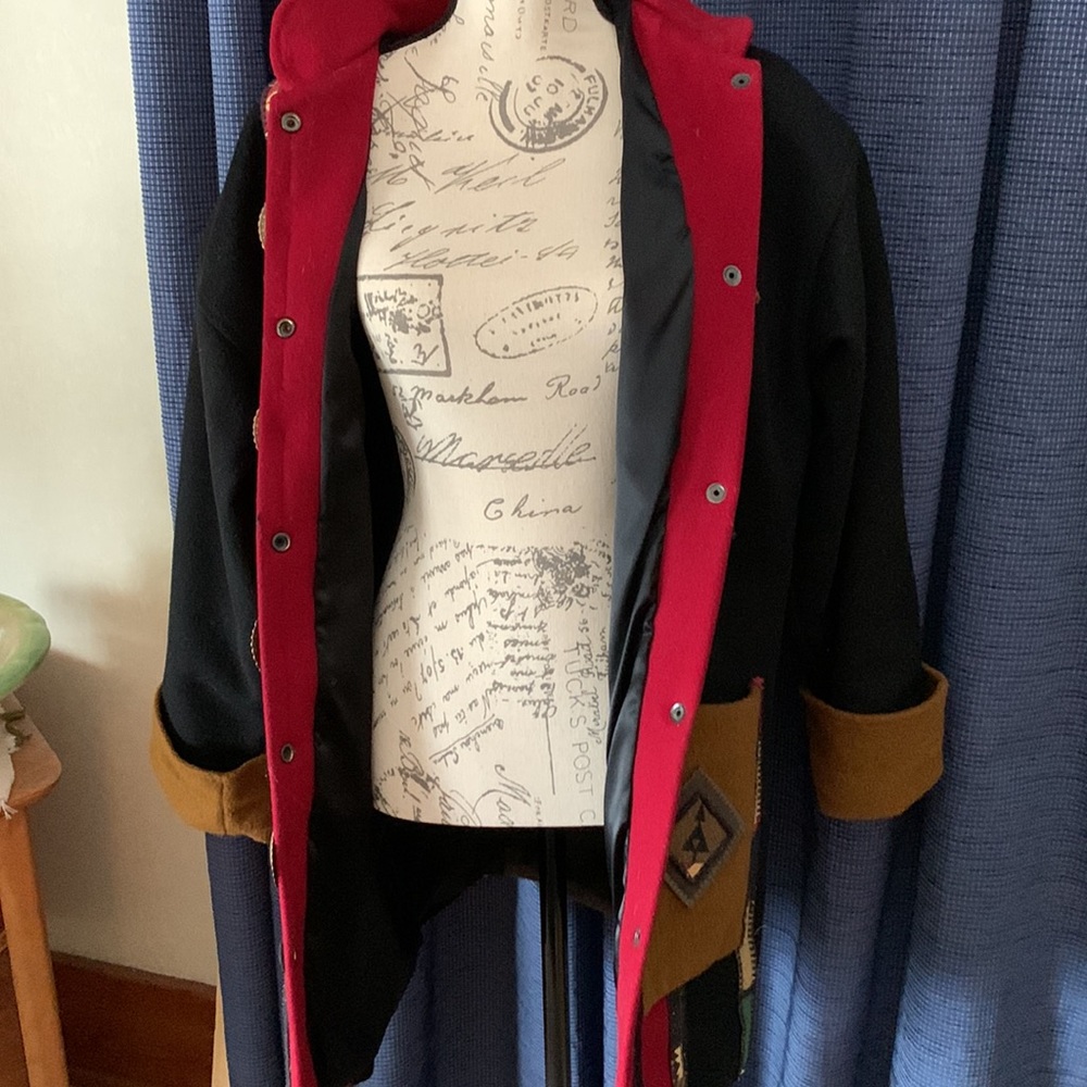 Coloratura Coat - Picture 3 of 3